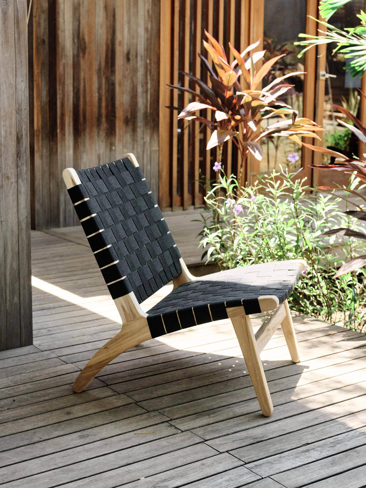 Unfinished Teak / 2" Black Straps