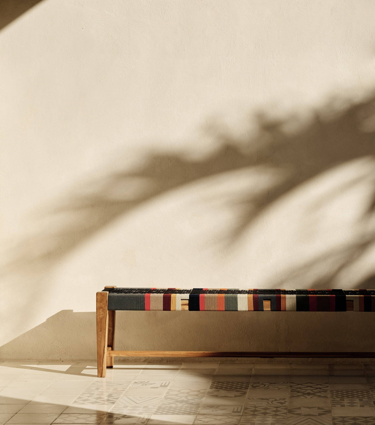 Natural / San Geronimo Pattern / 59" | Seats 3
